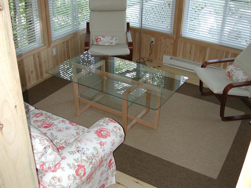 Birch Cliff Lodge On Baptiste Lake Highland Grove Kamer foto
