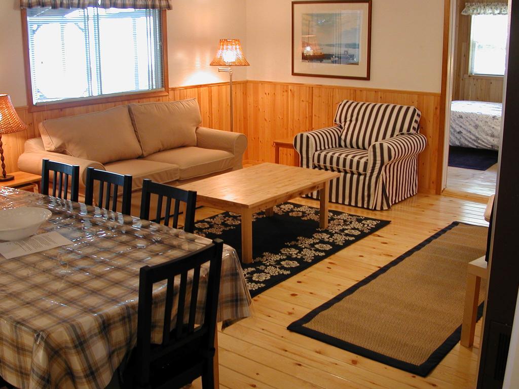 Birch Cliff Lodge On Baptiste Lake Highland Grove Kamer foto