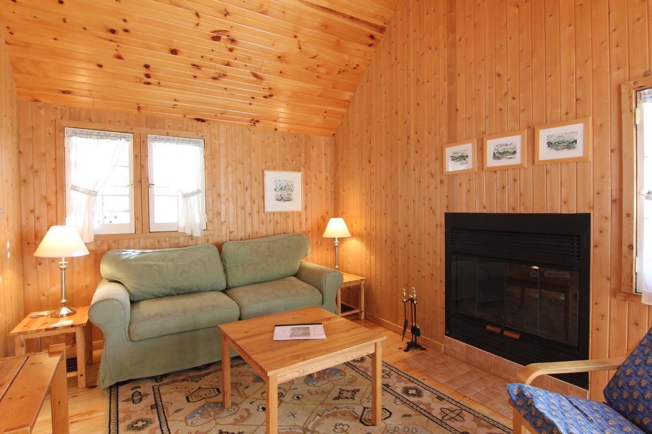 Birch Cliff Lodge On Baptiste Lake Highland Grove Buitenkant foto